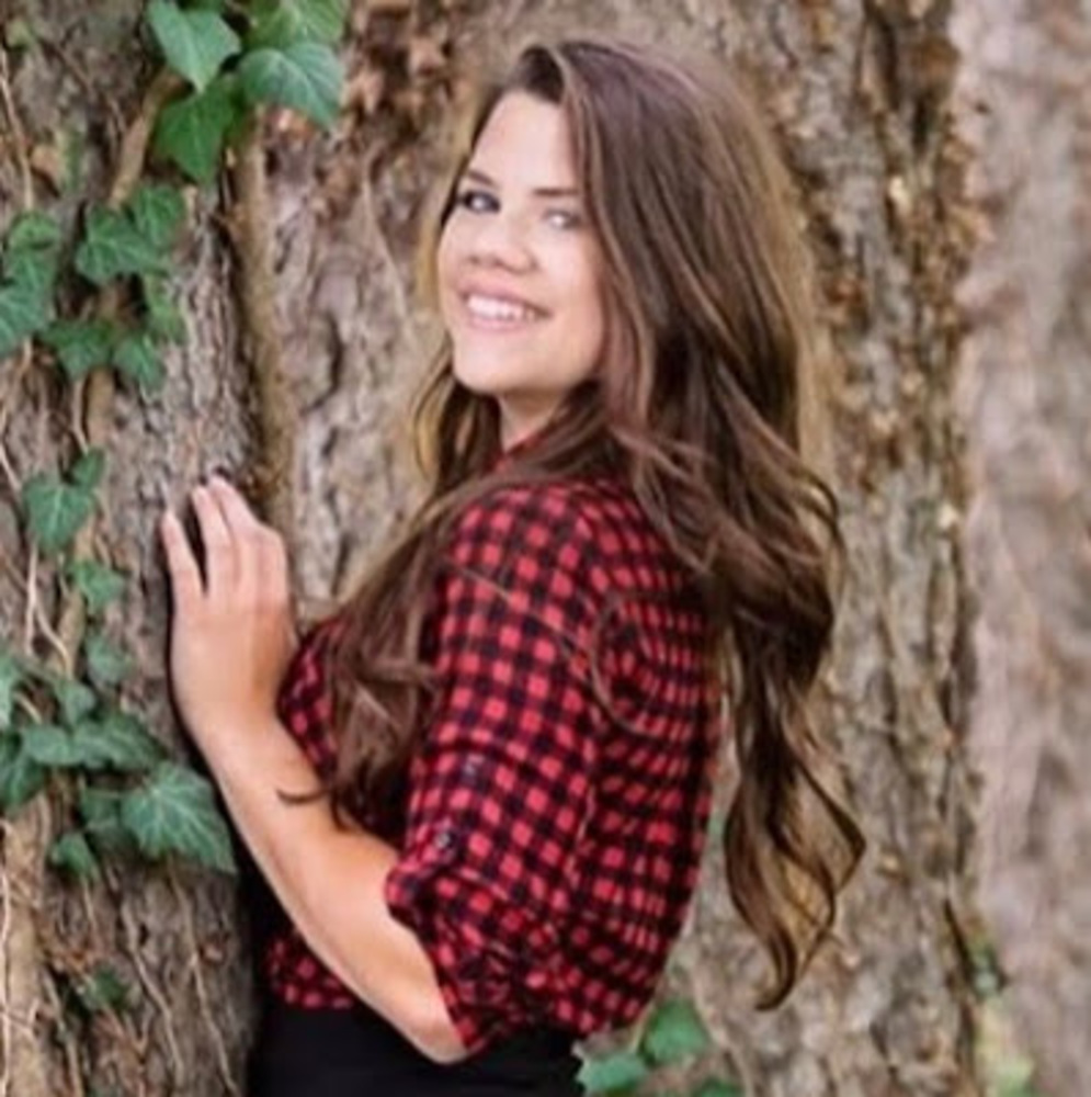 Meet your Posher, Reagan